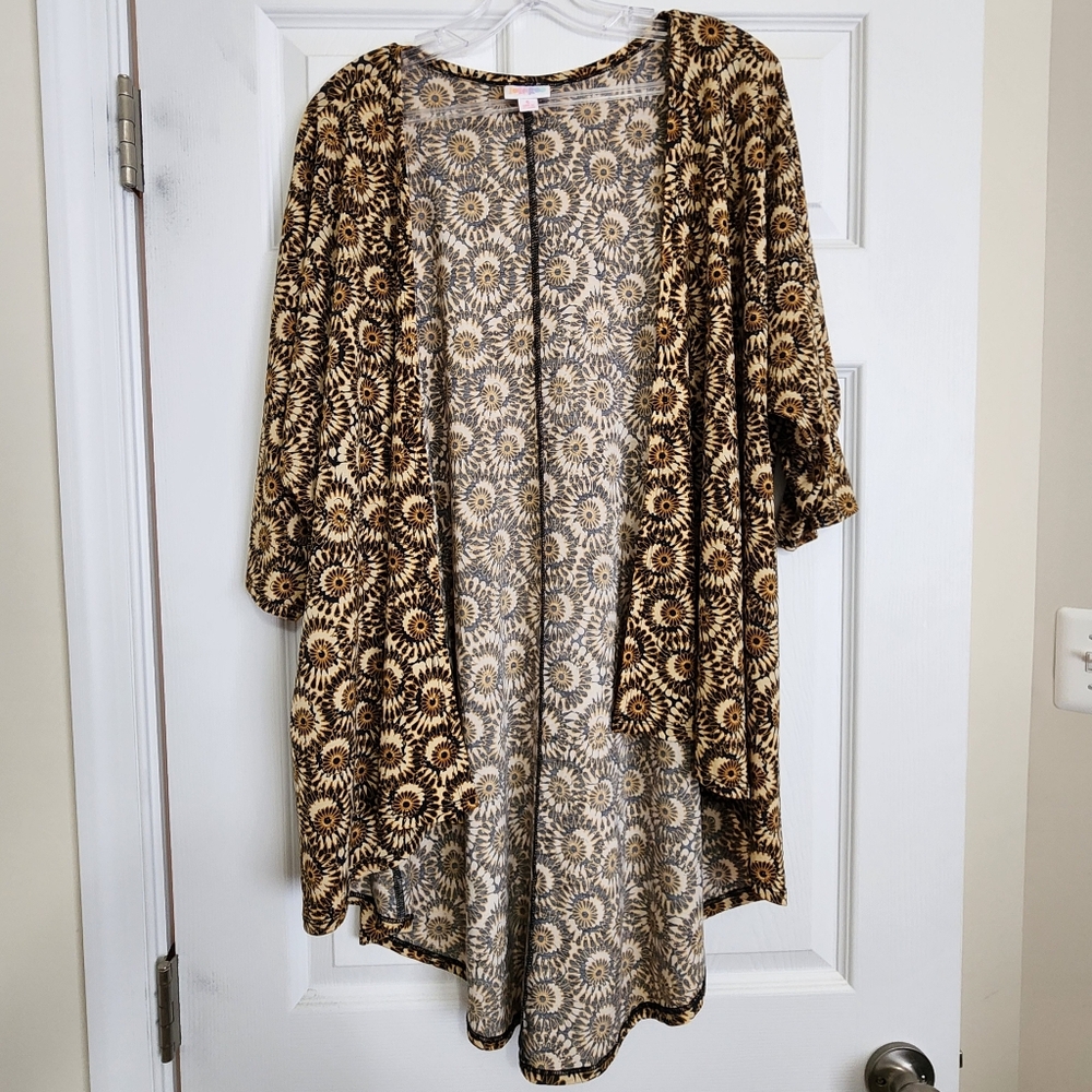Small Lularoe Lindsay